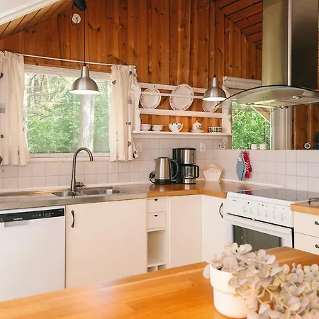 6 Person In Ferienhaus Hadsund